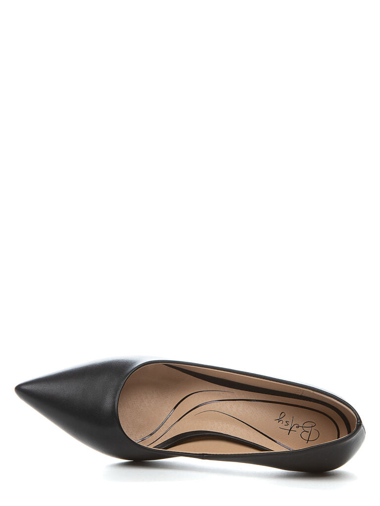 Black Leather Heeled Pumps with Pointed Toe