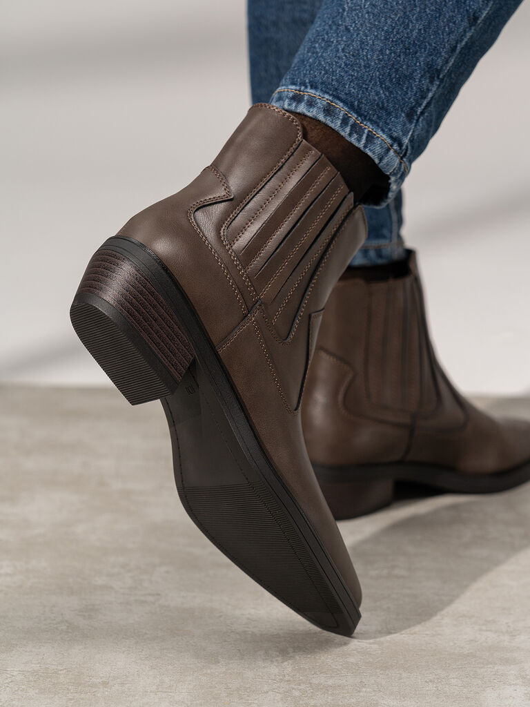 Brown Leather Ankle Boots with Block Heel