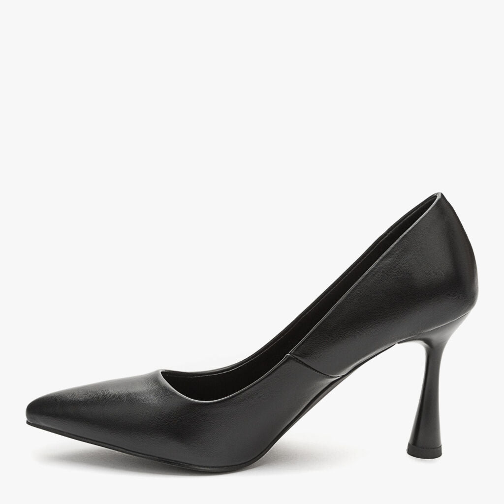 Black Leather Pointed Toe Heels with Curved Heel
