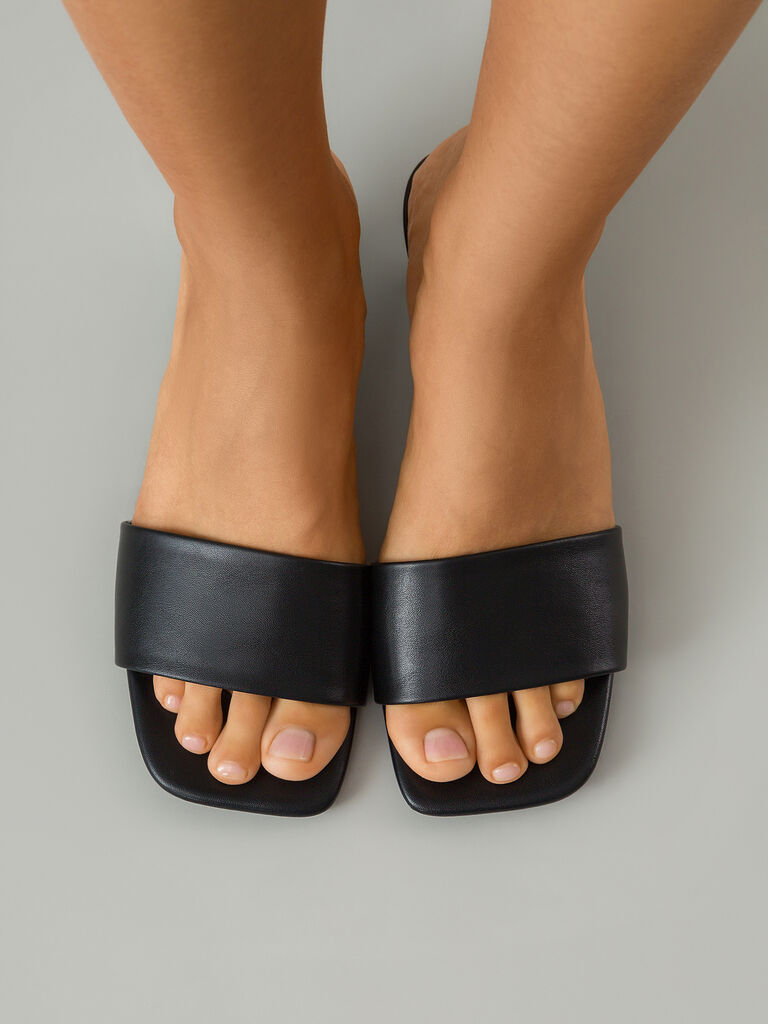 Heeled Mule Open-Toe Nappa BLACK
