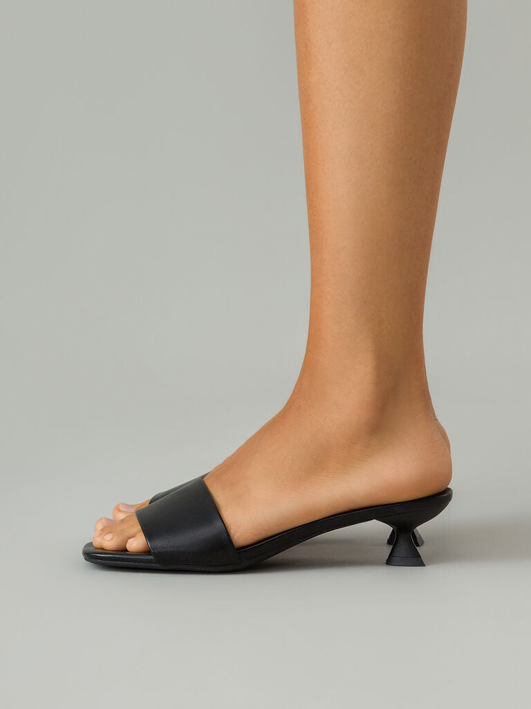 Heeled Mule Open-Toe Nappa BLACK