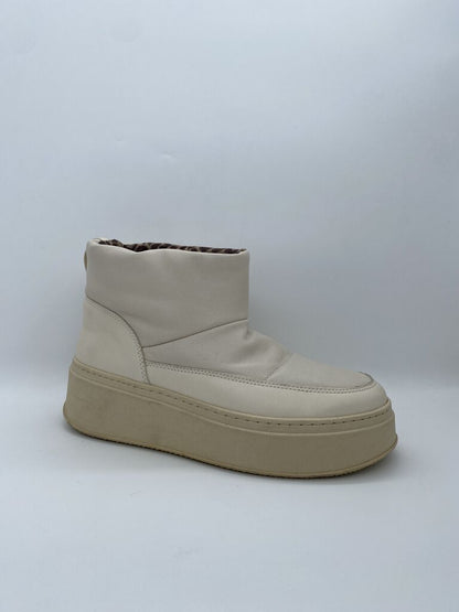 Cream Platform Ankle Boot with Plush Lining