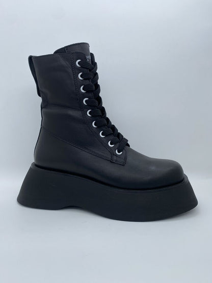 Black Platform Leather Boots with Chunky Sole