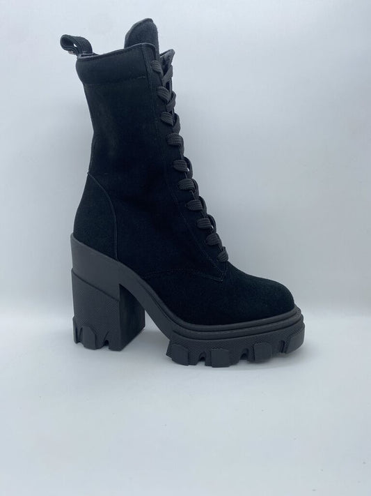 Suede BLACK