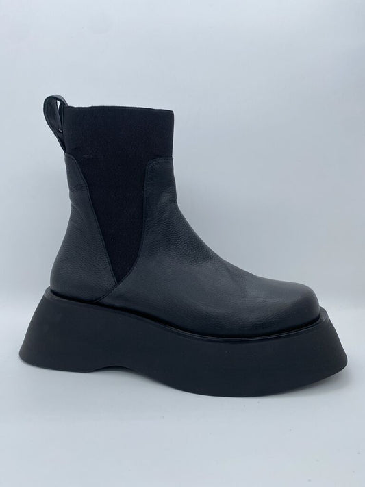 Rocky Nappa BLACK