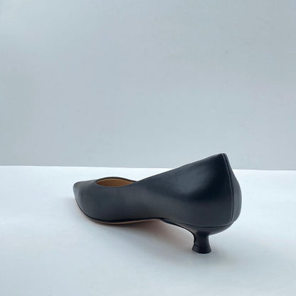Black Leather Pumps with Kitten Heel