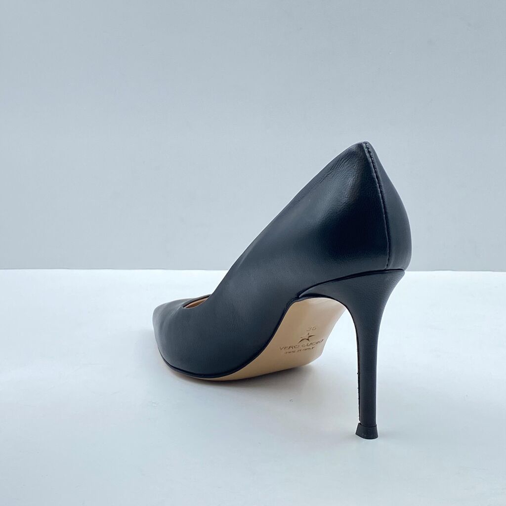 Black Leather Pointed Pumps with Stiletto Heel