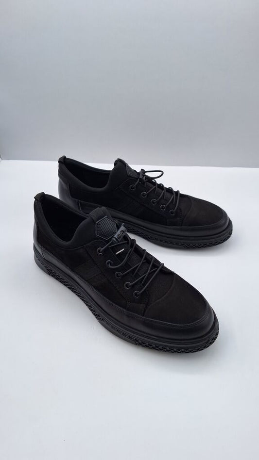 Black Casual Sneakers with Lace-Up Closure