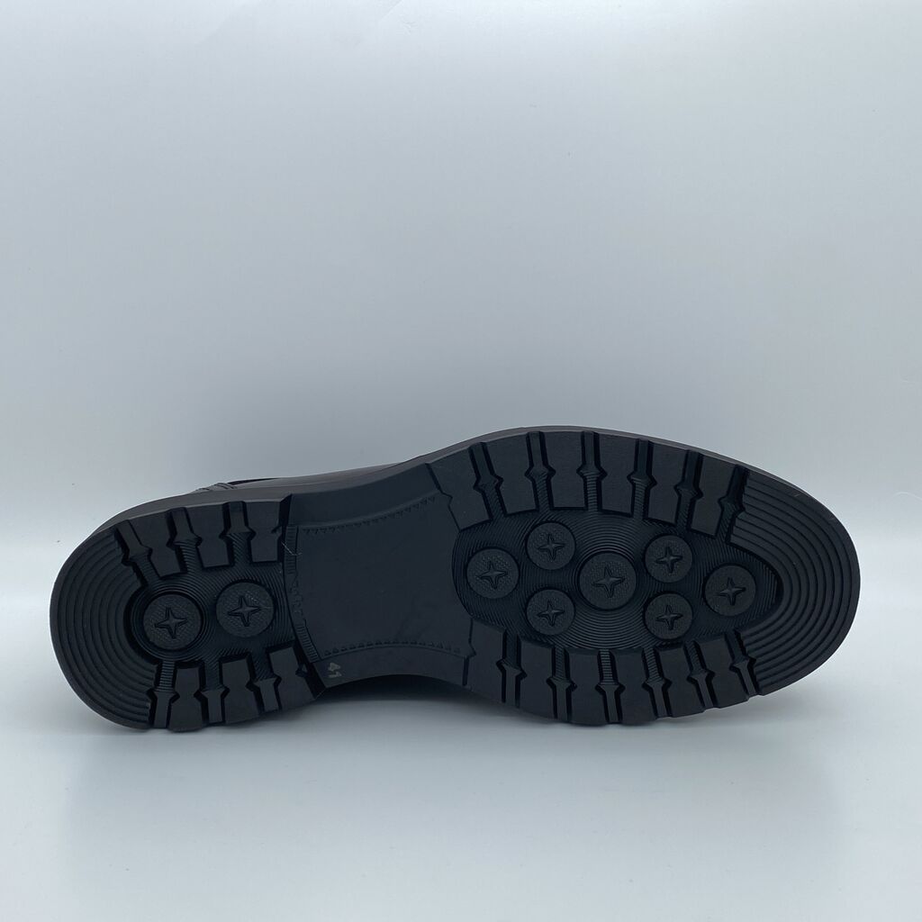 Black Classic Leather Derby Shoes with Sturdy Sole