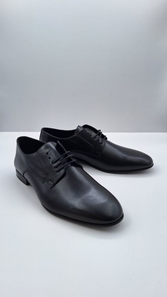 Black Leather Derby Shoes with Sleek Design