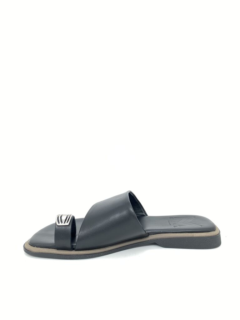 Black Leather Slide Sandal with Toe Strap