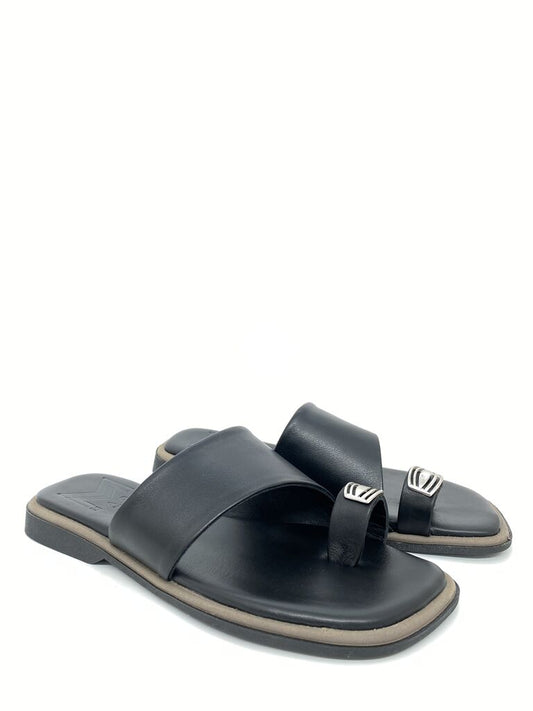 Black Leather Slide Sandal with Toe Strap