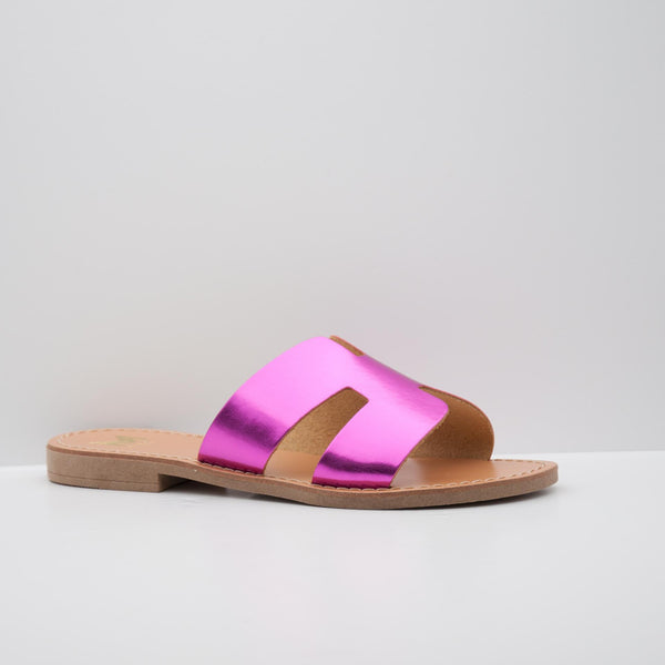 Pink Metallic Open-Toe Sandals with Sleek Strap