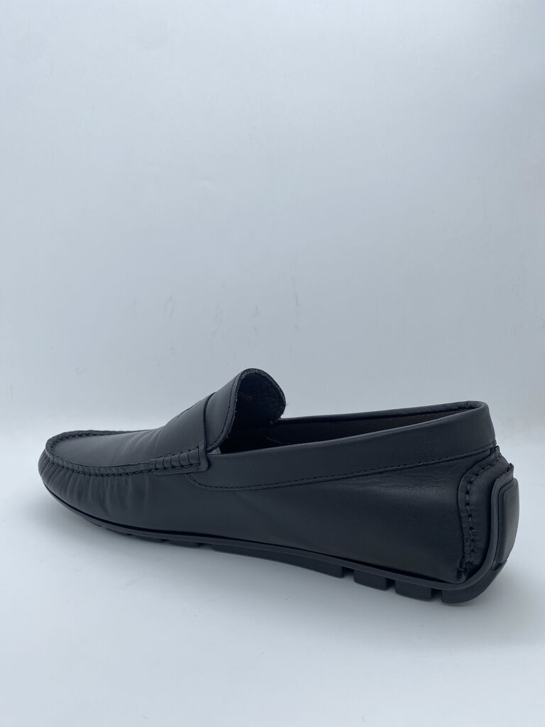 Black Smooth Loafer with Logo Detail