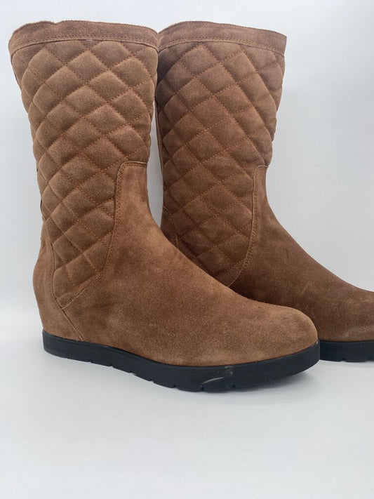 Brown Quilted Suede Boots with Wedge Heel