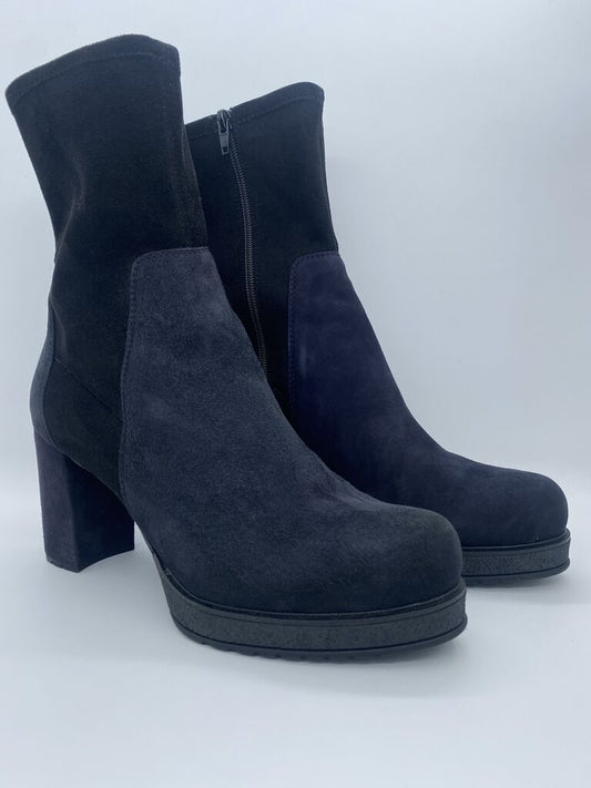 Black Suede Ankle Boots with Chunky Heel