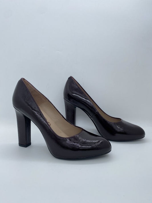 Deep Burgundy Patent Leather Pumps with Block Heel