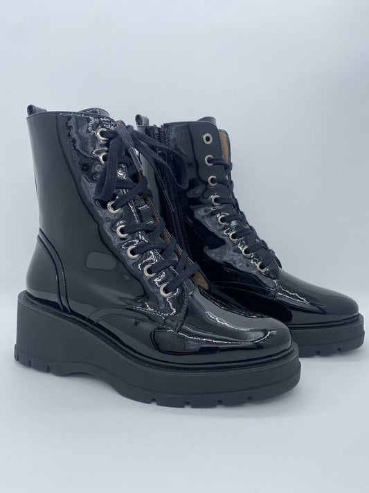 Black Glossy Platform Ankle Boots with Lace-Up Design
