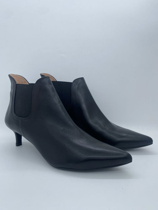 Black Leather Ankle Boots with Kitten Heel