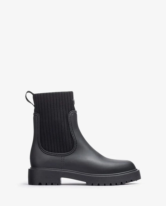 Black Rubber Ankle Boot with Ribbed Side