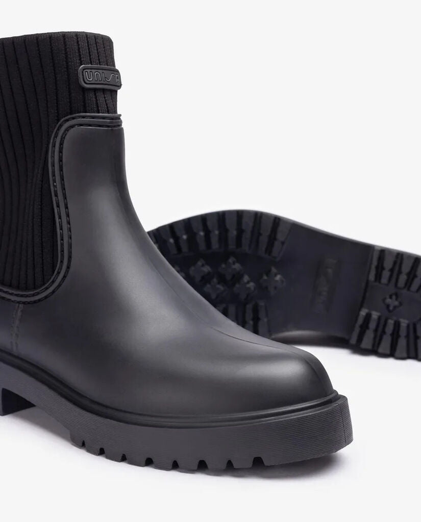Black Rubber Ankle Boot with Ribbed Side