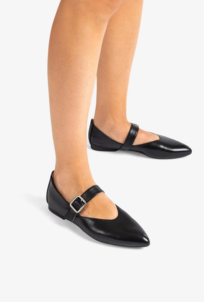 Black Leather Flats with Buckle Strap