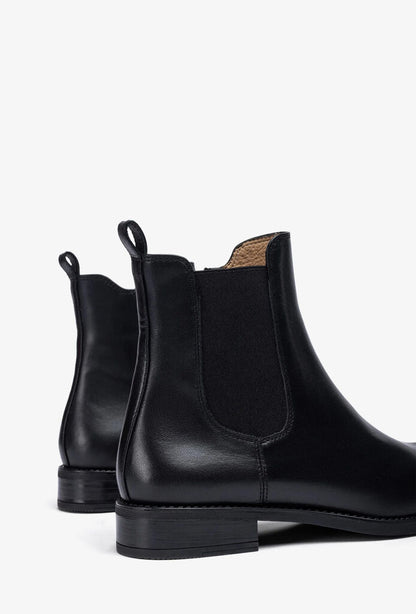 Black Leather Chelsea Boot with Side Elastic