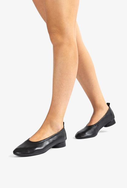 Black Leather Ballet Flats with Ruched Detail