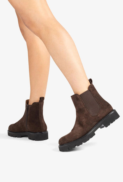 Brown Suede Chelsea Boots with Rugged Sole