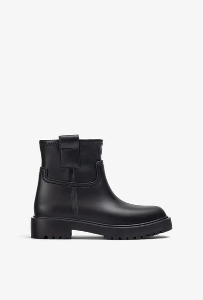 Black Leather Ankle Boots with Lug Sole