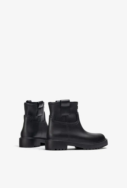 Black Leather Ankle Boots with Lug Sole