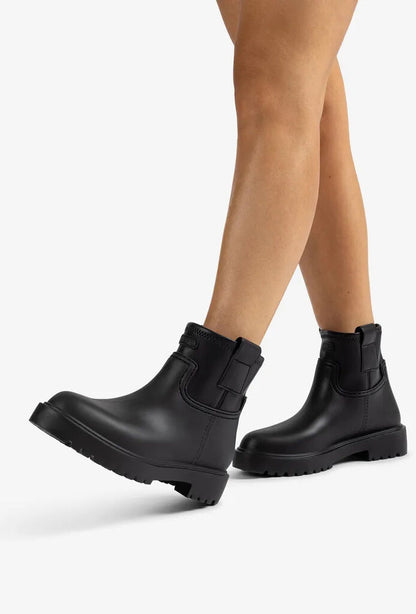 Black Leather Ankle Boots with Lug Sole