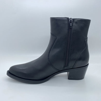 Black Leather Ankle Boots with Mid Heel
