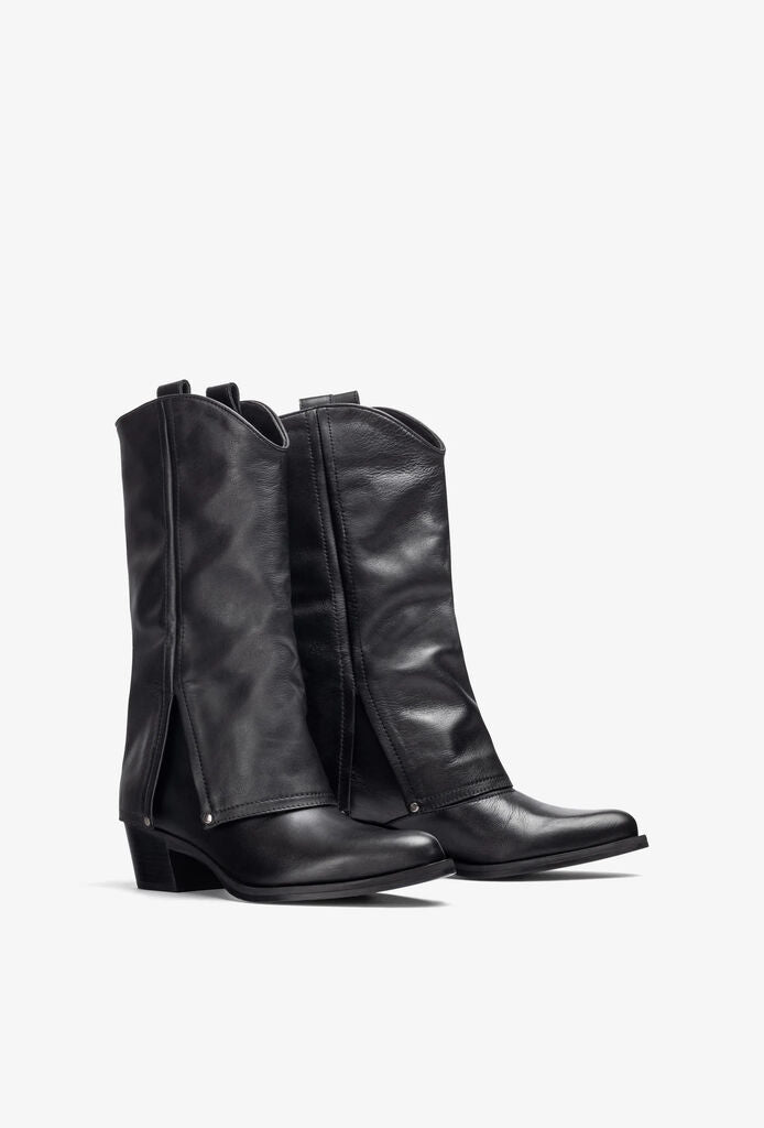 Black Leather Western Boots with Fold-Over Design
