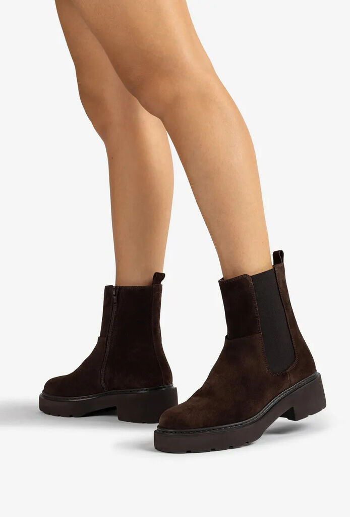 Brown Suede Chelsea Boots with Elastic Panels