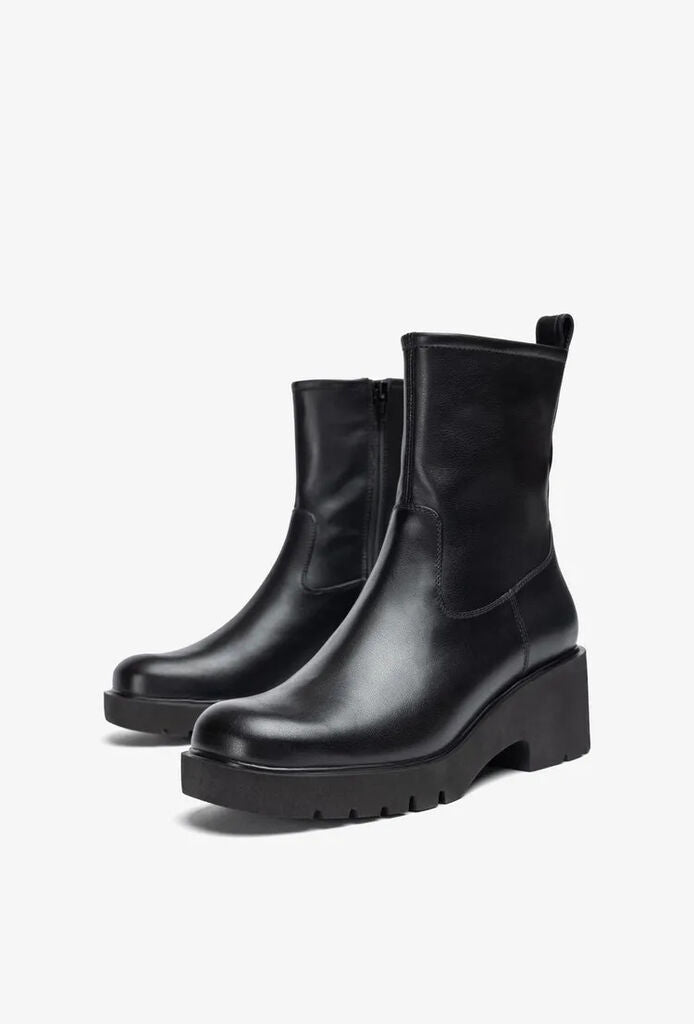 Black Leather Ankle Boots with Block Heel