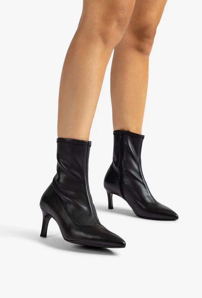 Black Leather Ankle Boots with Pointed Toe