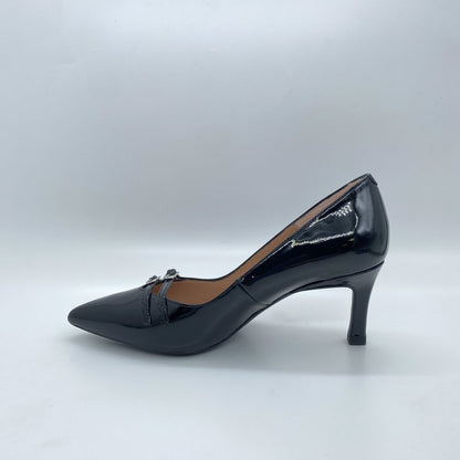 Black Patent Leather Pumps with Bow Detail