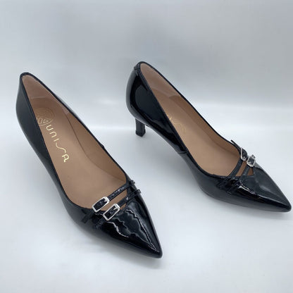 Black Patent Leather Pumps with Bow Detail