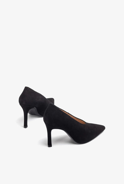 Black Pointed Toe Suede Pumps