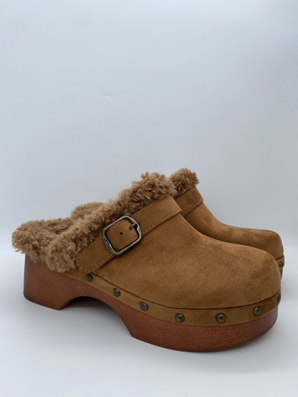 Tan Suede Clogs with Shearling Lining and Wooden Sole