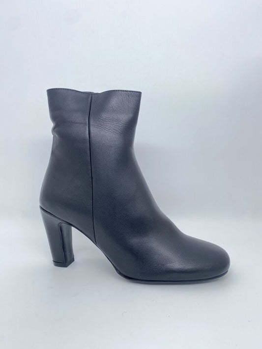 Black Leather Ankle Boots with Block Heel