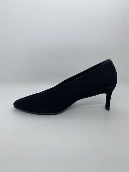 Black Suede Classic Mid-Heel Pump