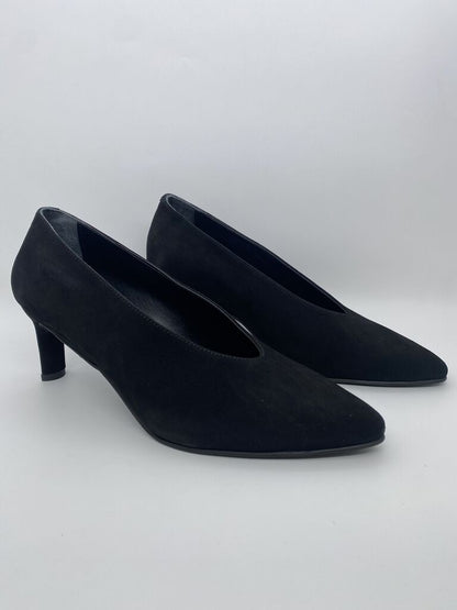 Black Suede Classic Mid-Heel Pump