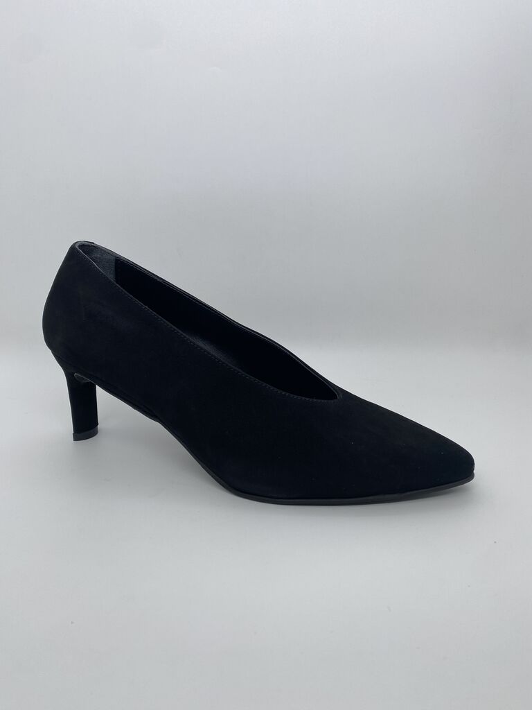 Black Suede Classic Mid-Heel Pump