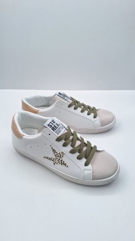 White Leather Sneakers with Star Detail