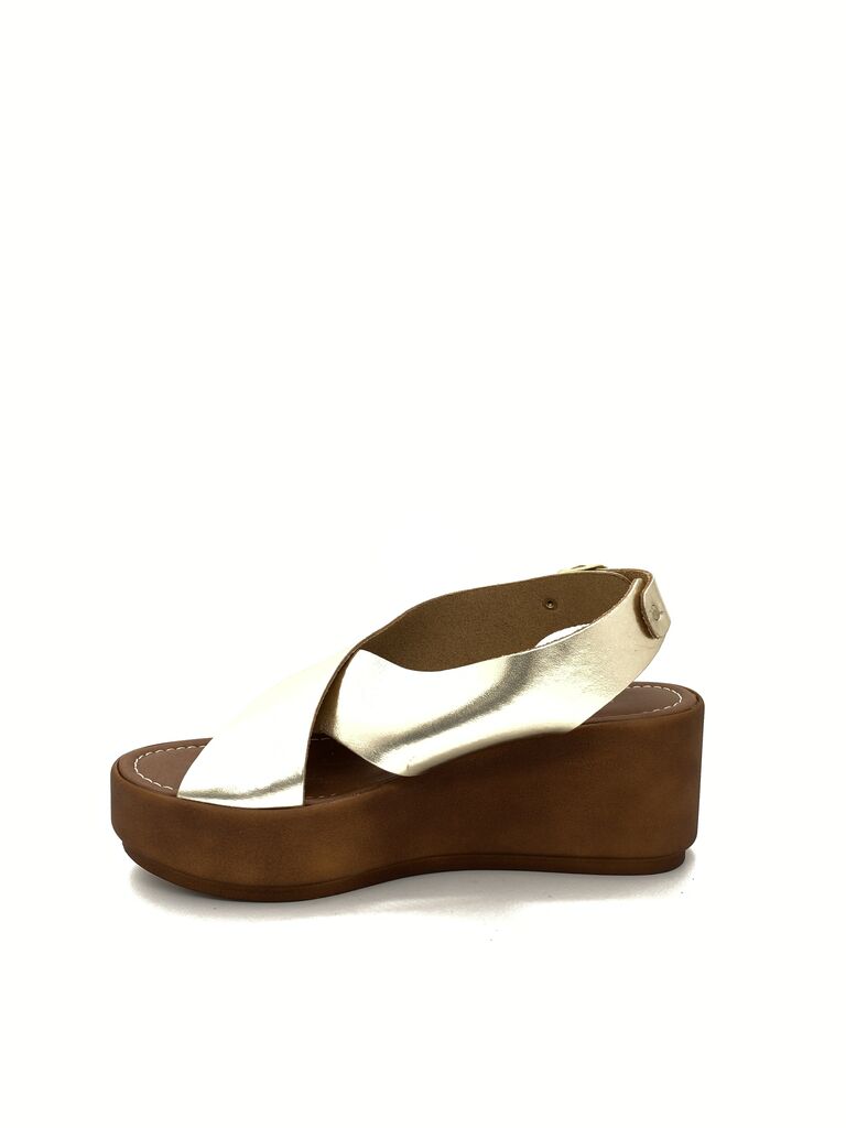 Gold Metallic Platform Sandal with Buckle Strap