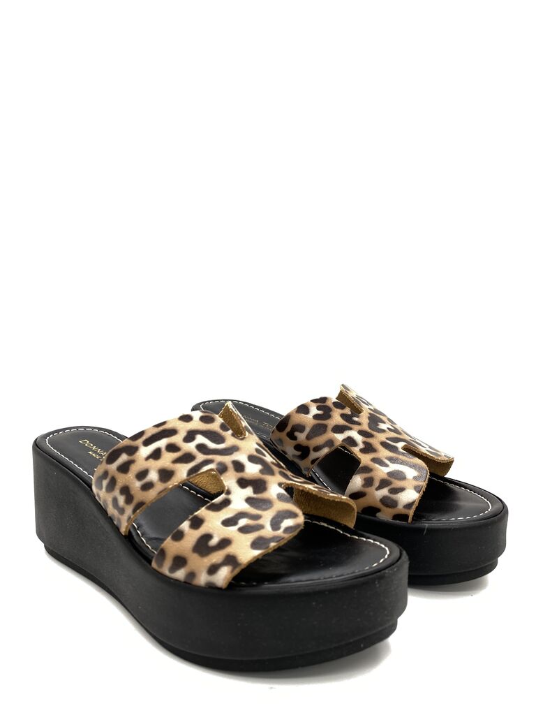 Leopard Print Platform Sandals with Cross Straps