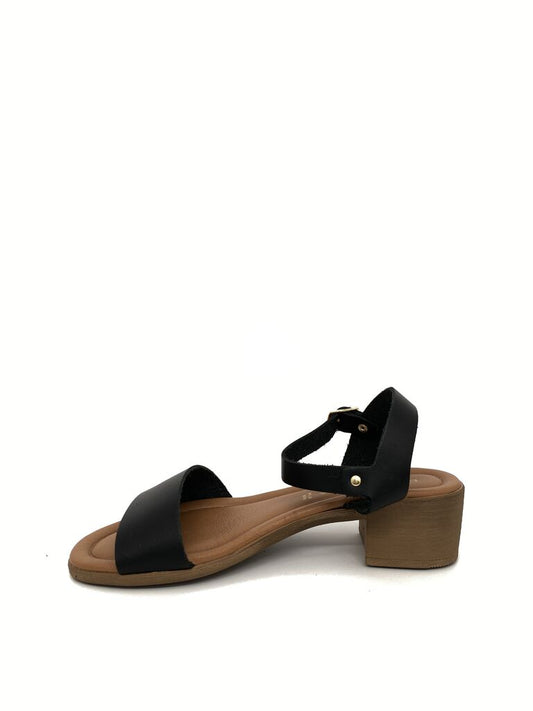 Black Minimalist Block Heel Sandal