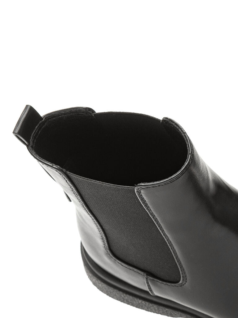 Black Leather Chelsea Boot